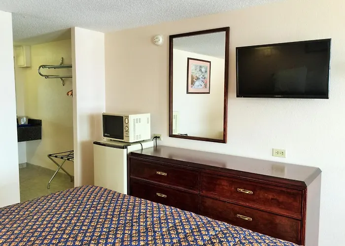 Tollway Beloit Motel *
